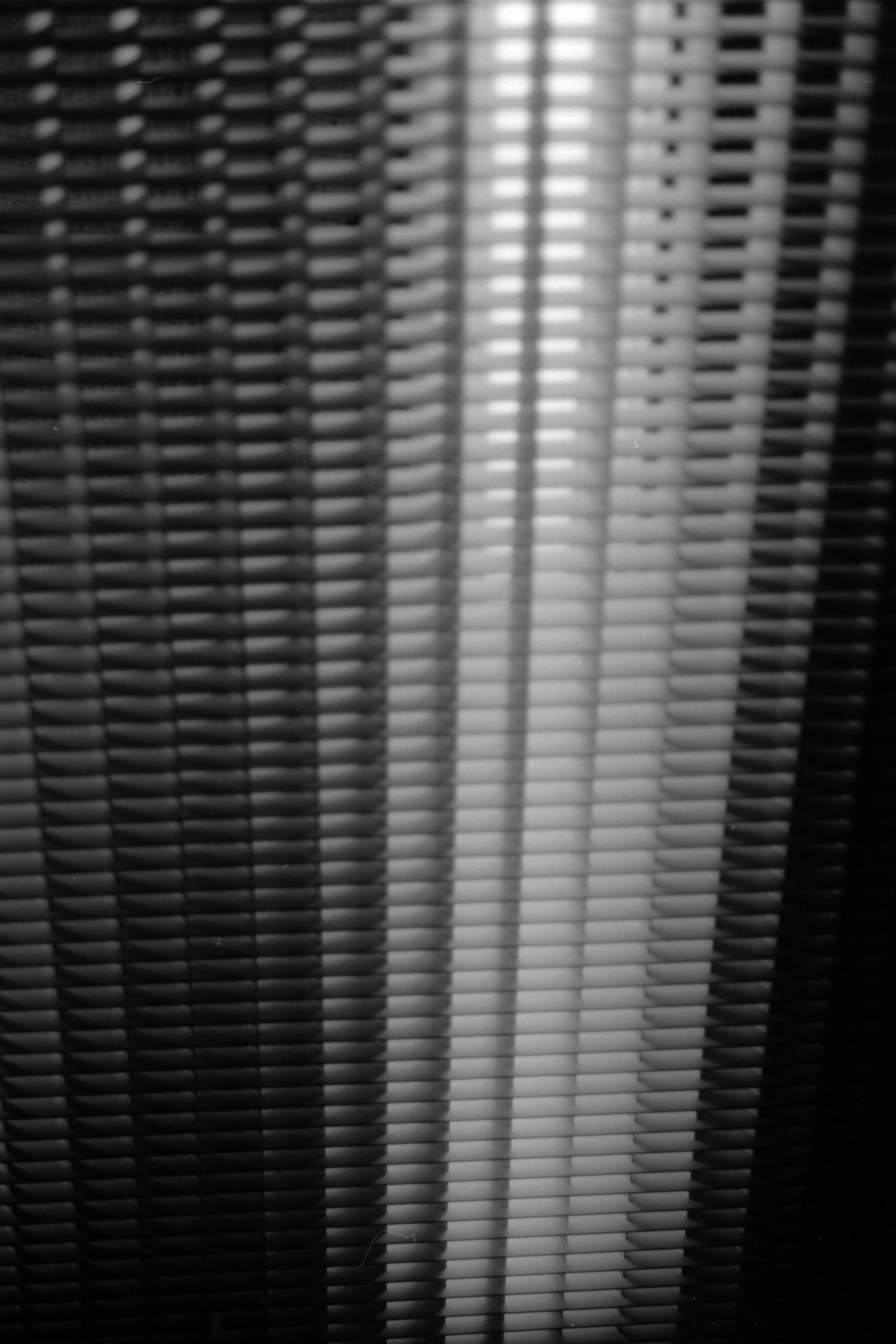 AHP F1990 09 002 sc250506 img08 NLP